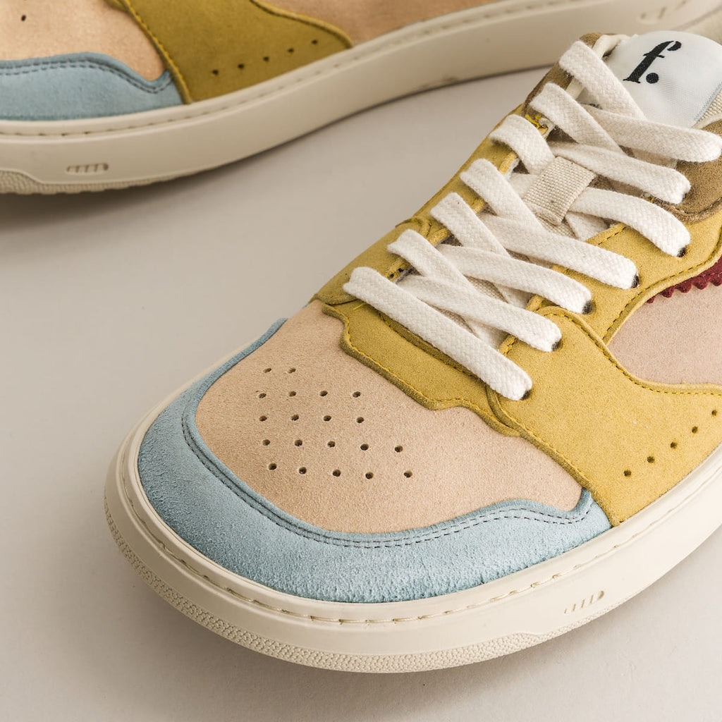 Multicolor barefoot sneakers, detailled view