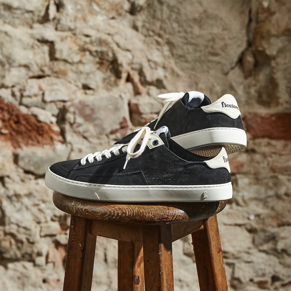 Peach Black Barefoot sneakers – Fleeters - Main Image