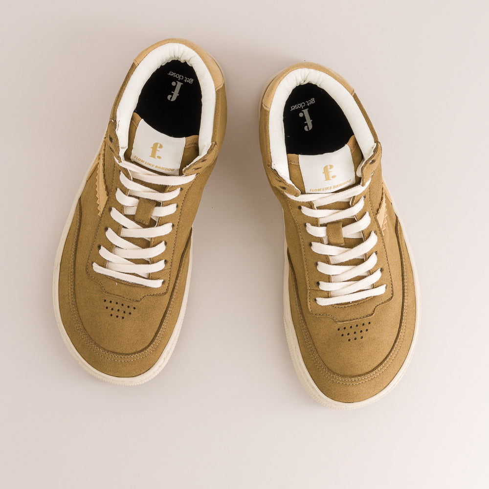 Barefoot mid-ankle sneakers